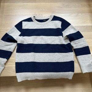 J Crew Men’s Lambswool sweater size L